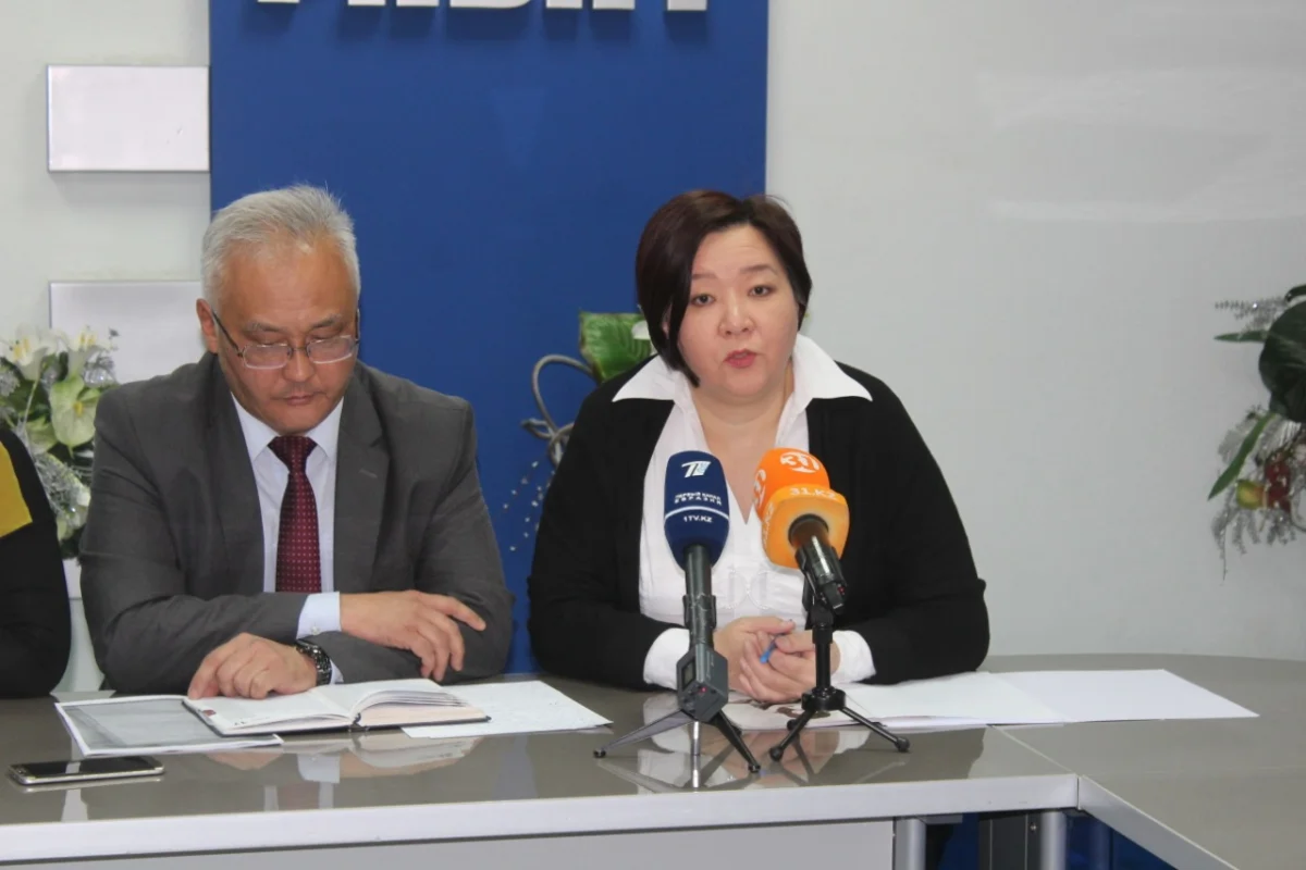 «Не молчи» еріктілері дәрігерден зорлық көрген медбике ісіне қатысты сот шешімімен келіспейді