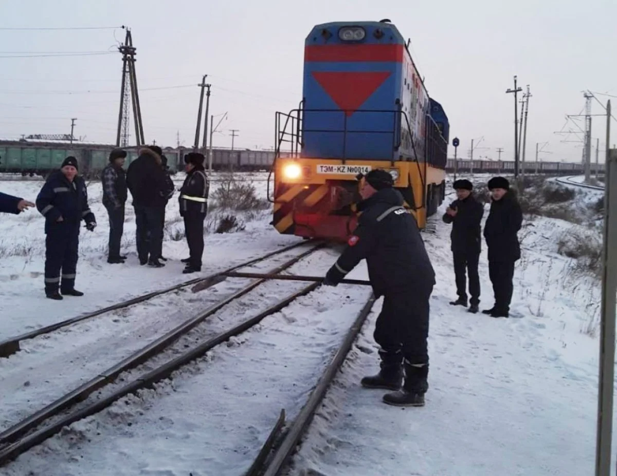 Павлодарда жігіт тепловоз астына түсіп мерт болды