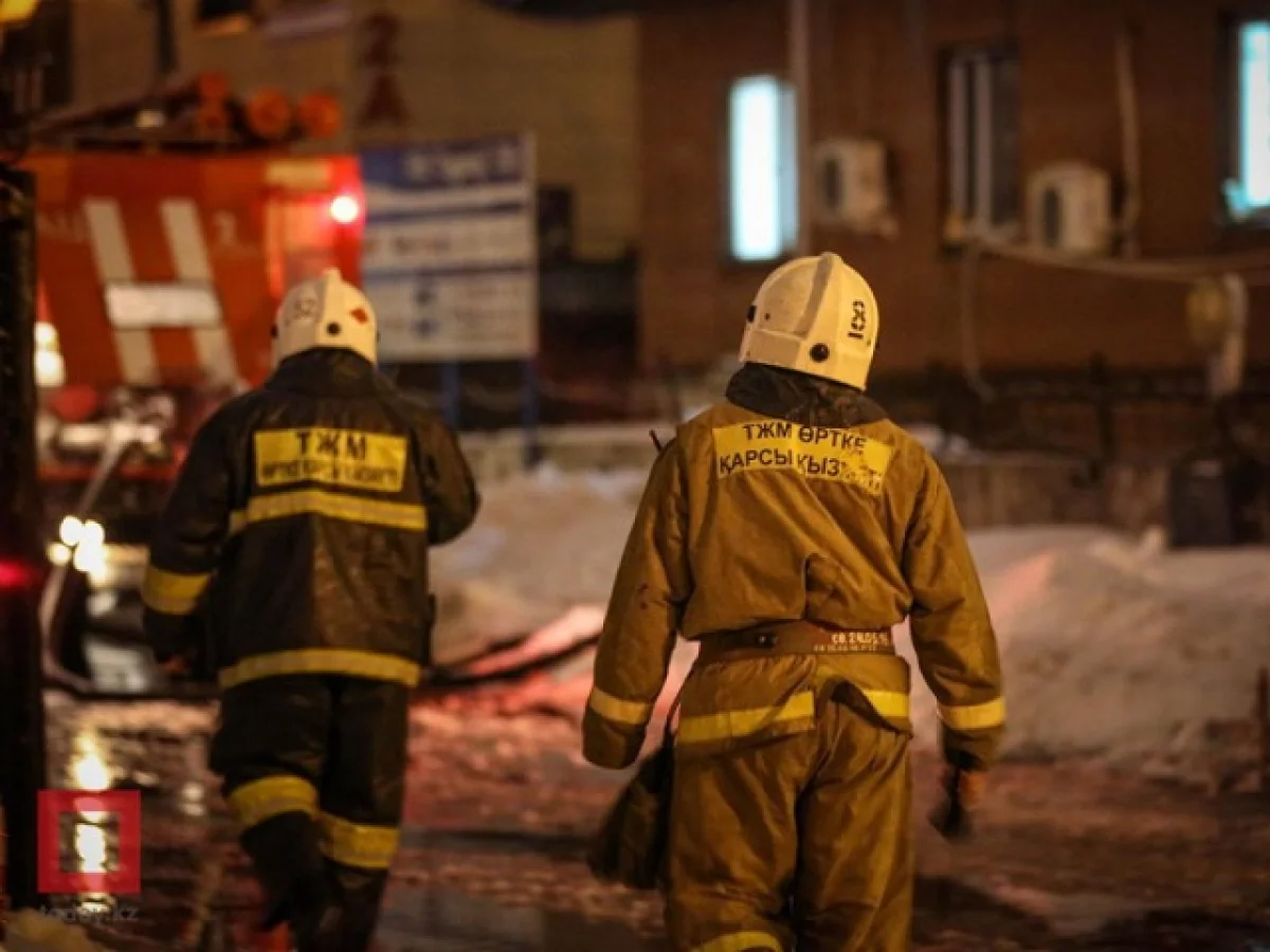 Павлодарда дөңгелек жөндеу орны өртенді