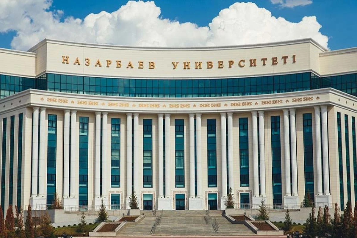 Елбасы Nazarbayev University түлектері мен оқытушыларын 10 жылдықпен құттықтады