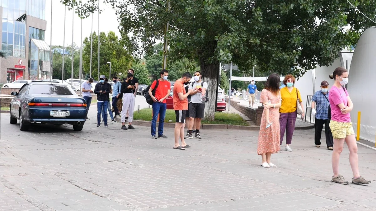 Барахолка жабылады, қоғамдық көліктер тоқтайды. Алматылықтарды қандай шектеулер күтіп тұр