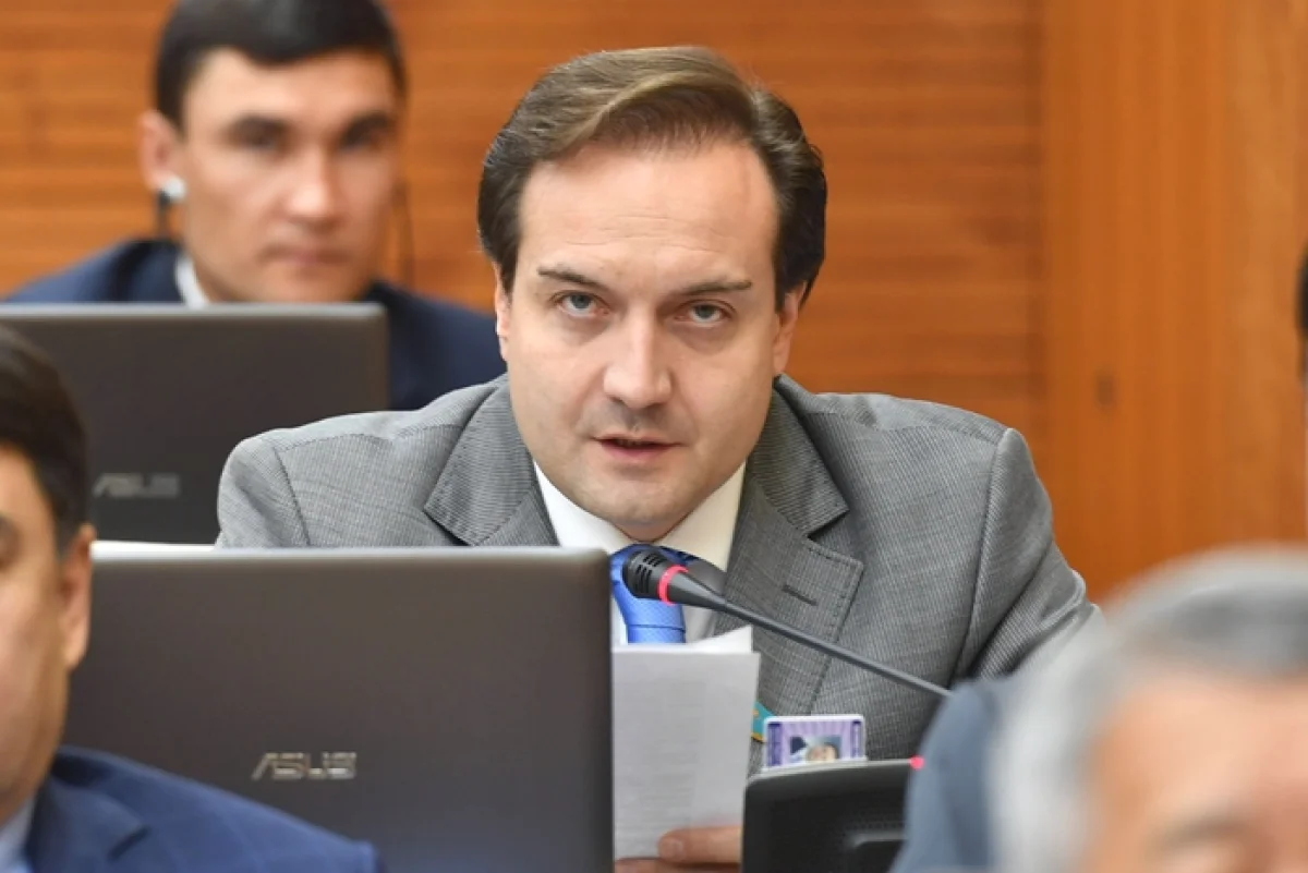 Nur Otan партиясы зейнетақы жинақтарын мерзімінен бұрын аларда 10% салық ұстауға қарсы