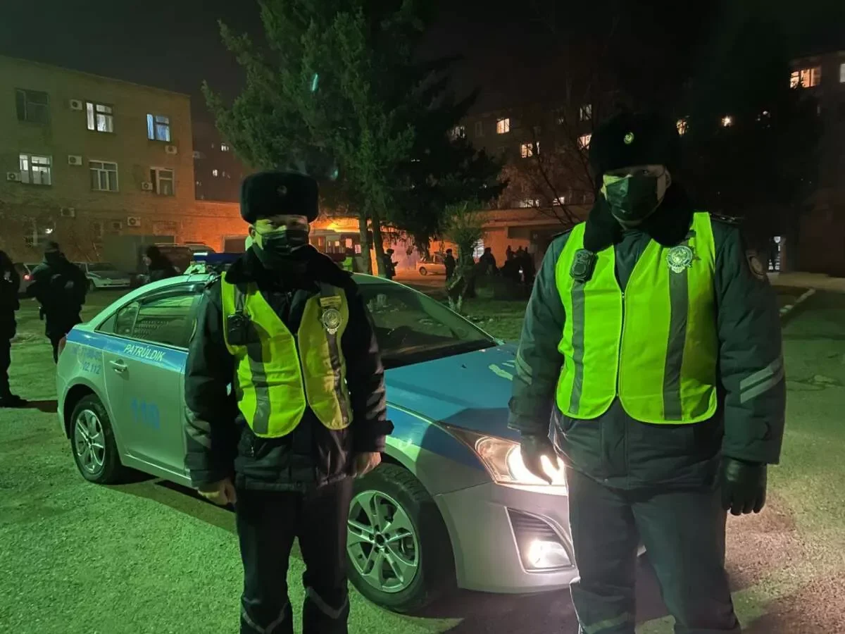 Риддерде өртеніп жатқан үйден бір адам құтқарылды