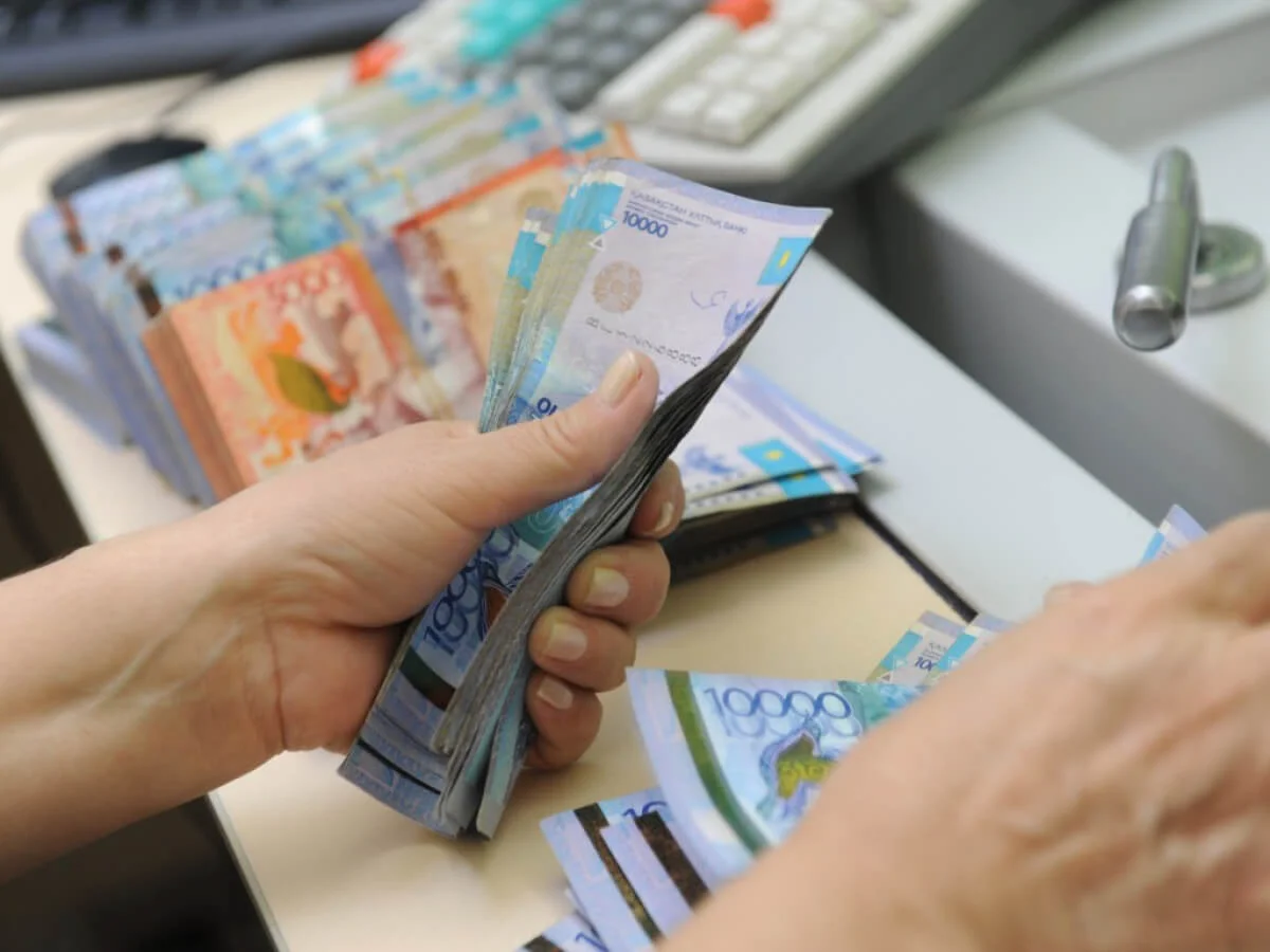 Қазақстандықтардың зейнетақы жарнасы бір жылда бір трлн теңгеден асты