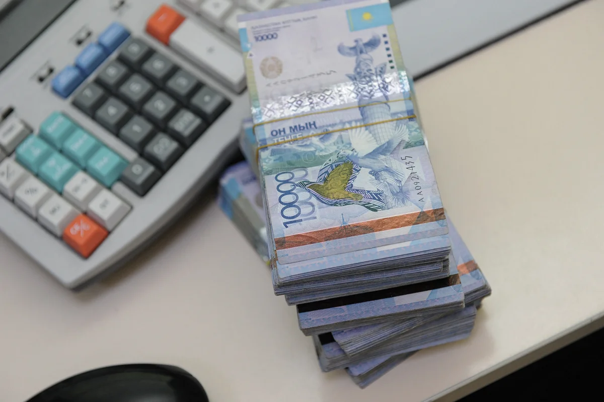 Қандай министрліктер бөлінген қаржыны игермей отыр