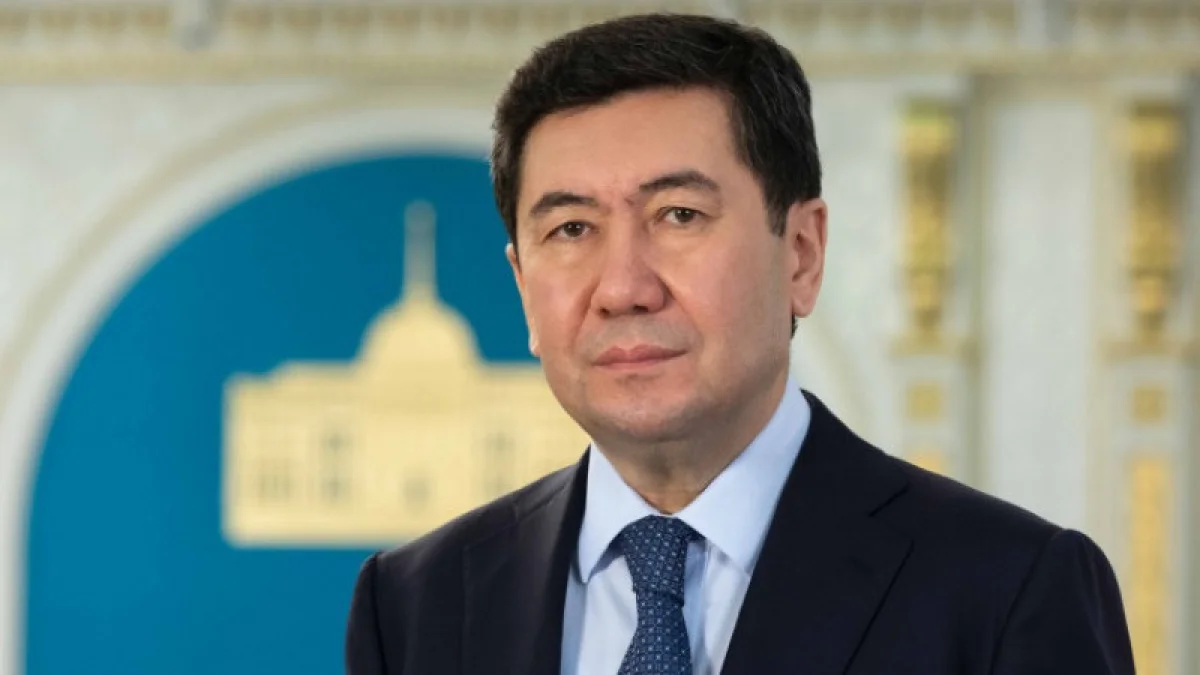 Ерлан Қошанов: Мемлекеттік рәмізге деген құрмет – туған өлкеге деген сүйіспеншілікті білдіреді