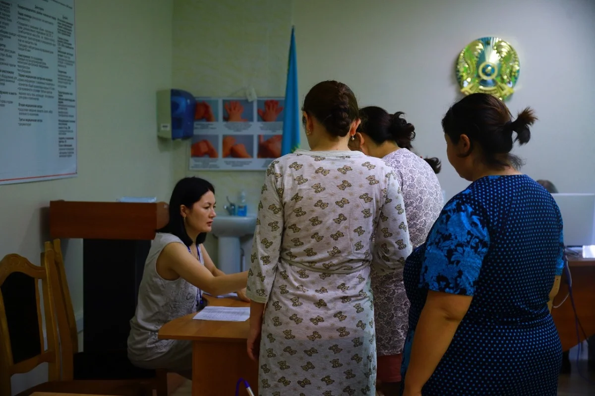 Өскеменде референдумға жас аналар мен жүкті әйелдер де қатысты