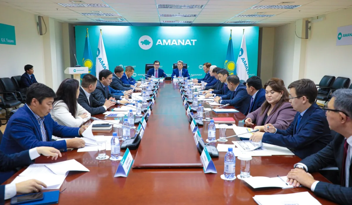 Импортқа тәуелділіктен арылудың стратегиялық маңызы зор – «AMANAT» партиясы жанындағы Машина жасау комитеті