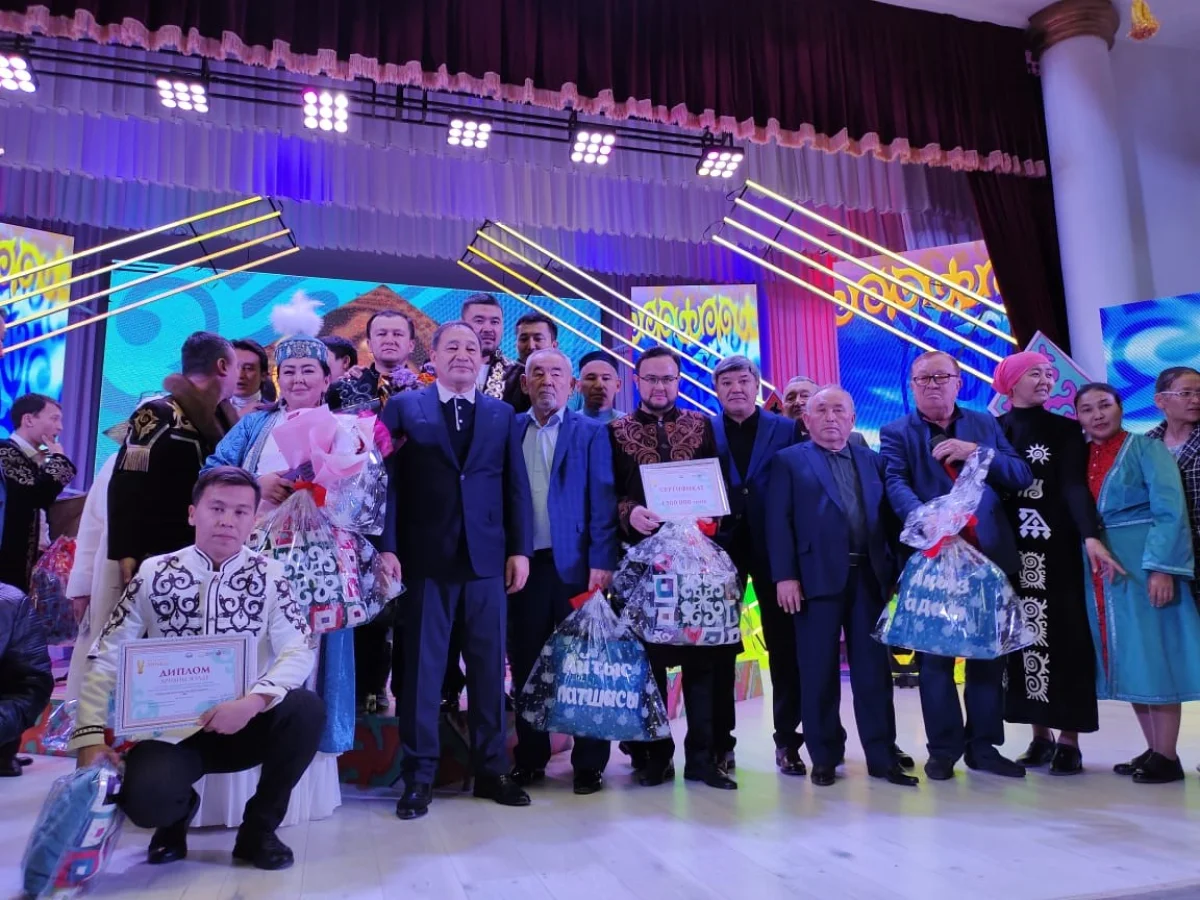 Ақтөбеде Есет батырдың 355 жылдығына арналған ақындар айтысы өтті