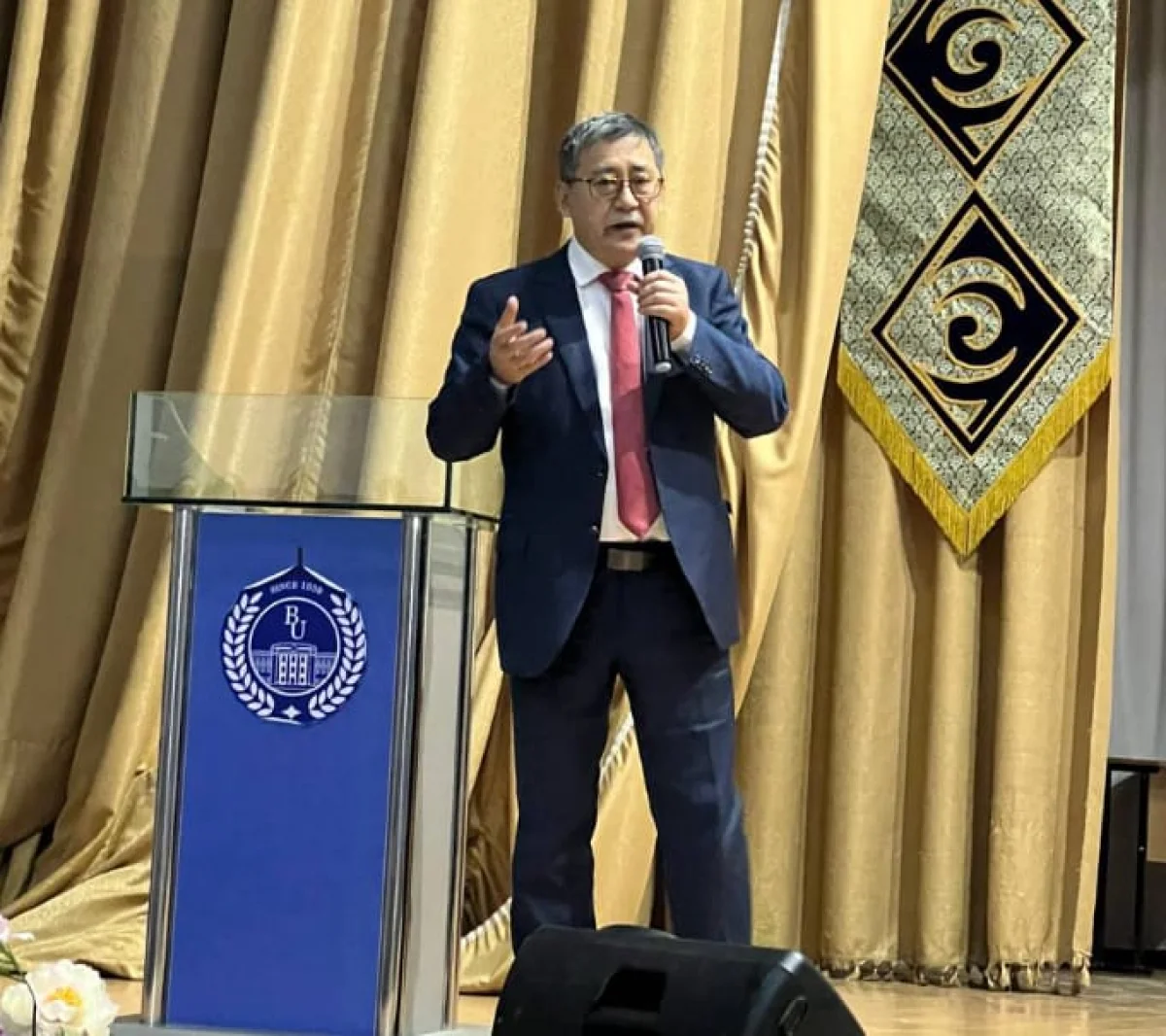 ҚР Президенттігіне кандидат Мейрам Қажыкен Қостанайға барды