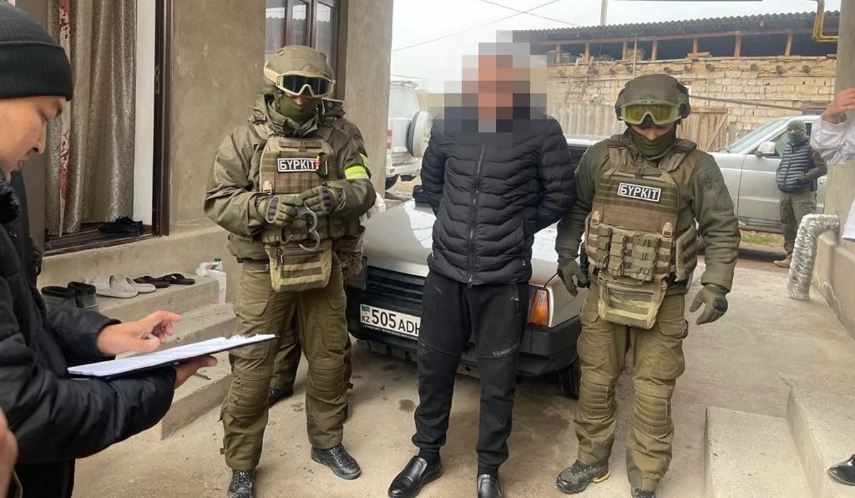 Шекарада контрабанда мен заңсыз көші-қон ұйымдастырумен айналысқан топ ұсталды