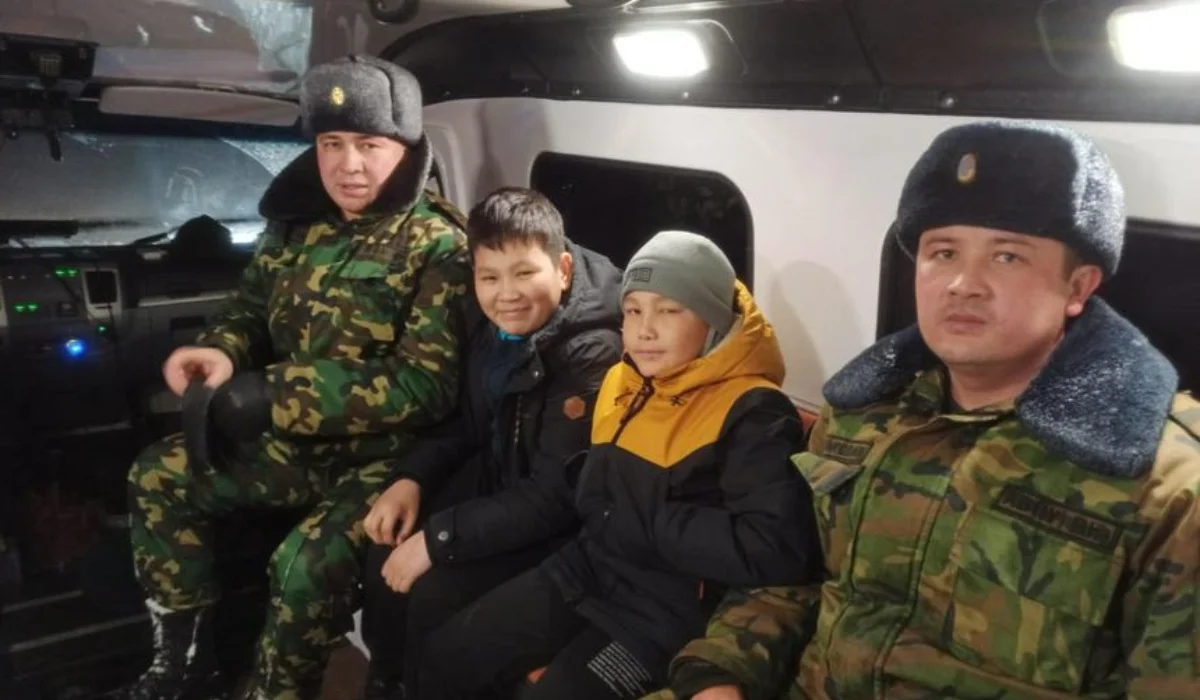 Ақтөбе облысында боранды күні далада қалғандар құтқарылды