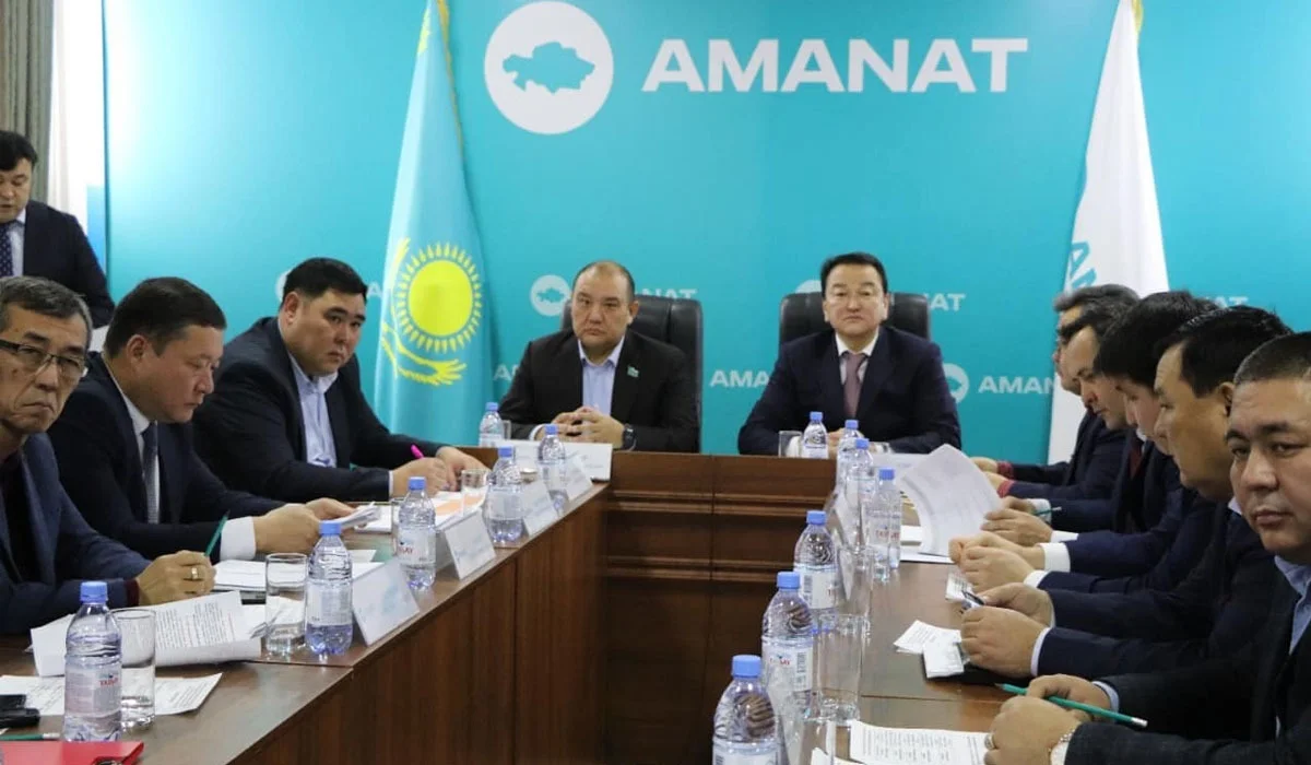 Түркістан облысындағы шаруалар мәселесі «AMANAT» жанындағы комитетте талқыланды