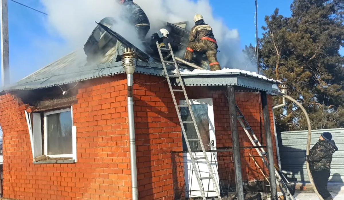 «Бір адам жансақтау бөлімінде жатыр»: СҚО-да газ құю станциясында баллон жарылды