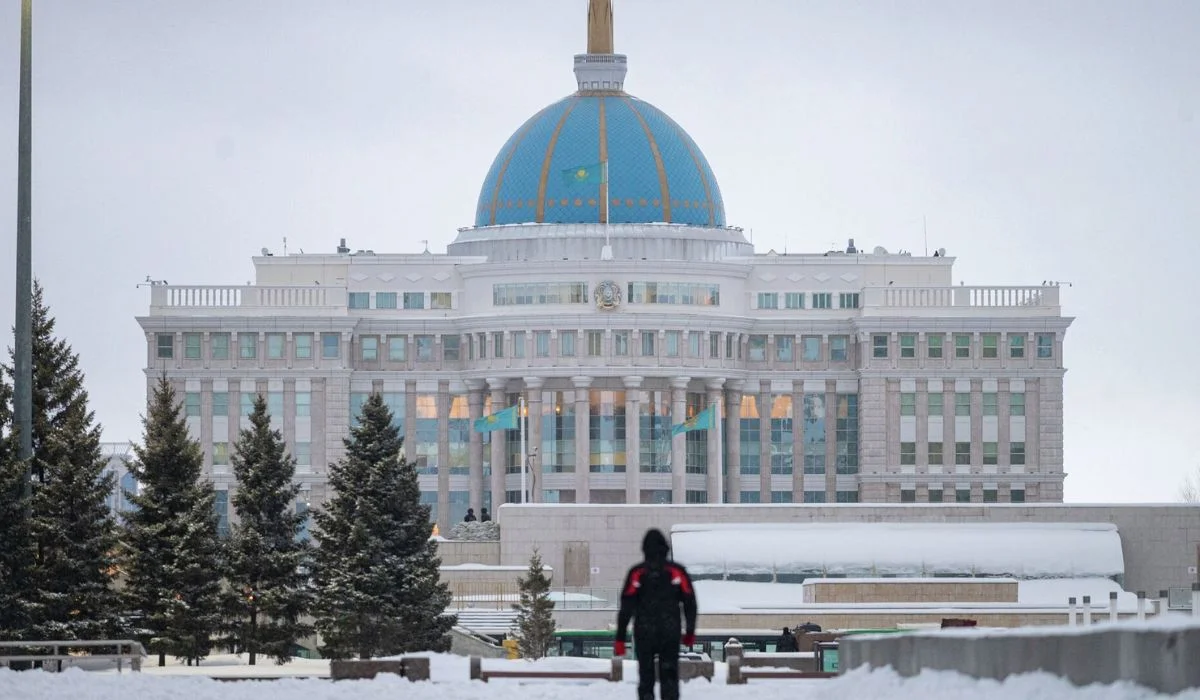 Тоқаев Назарбаевты Елбасы статусынан айыратын заңға қол қойды