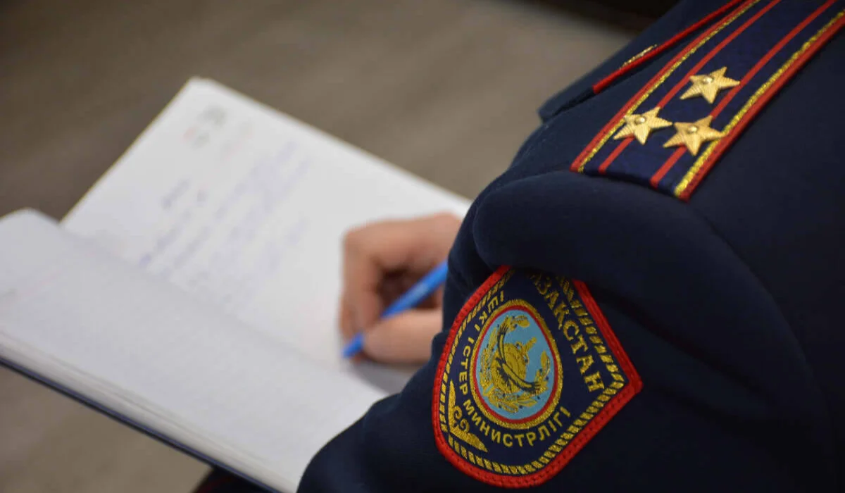 Ақмола облысында ауыл тұрғыны иттерін ақбөкенмен тамақтандырған