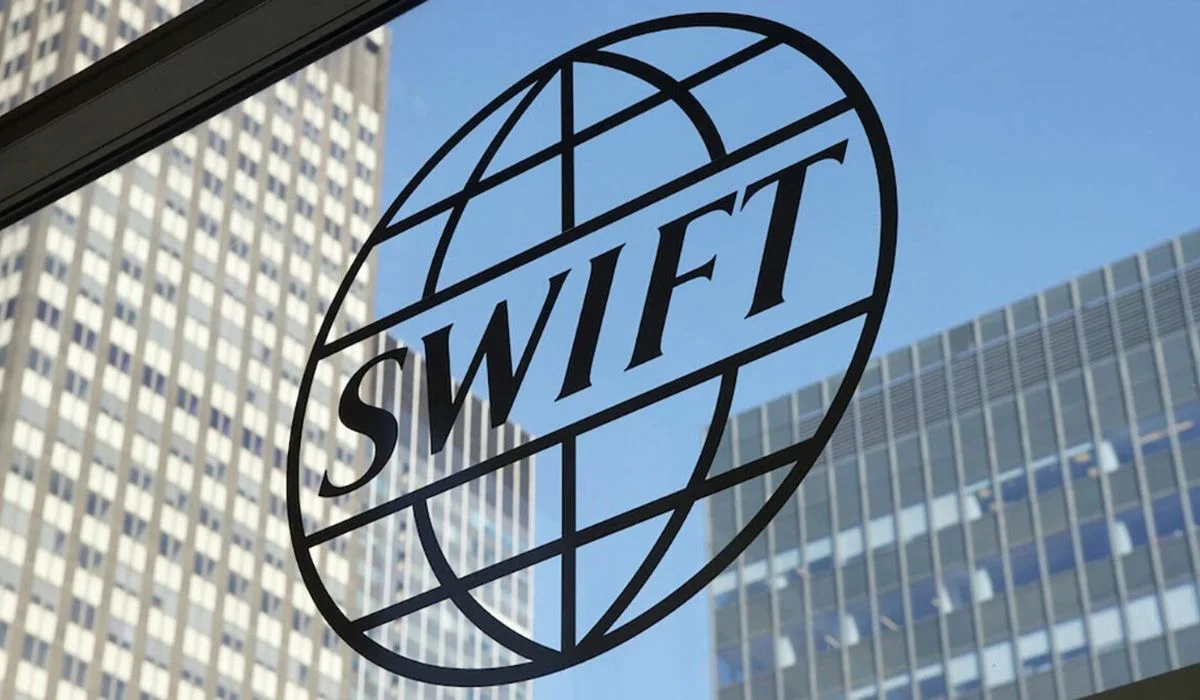 Ресейдің банктері толықтай SWIFT халықаралық төлем жүйесінен ажыратылады