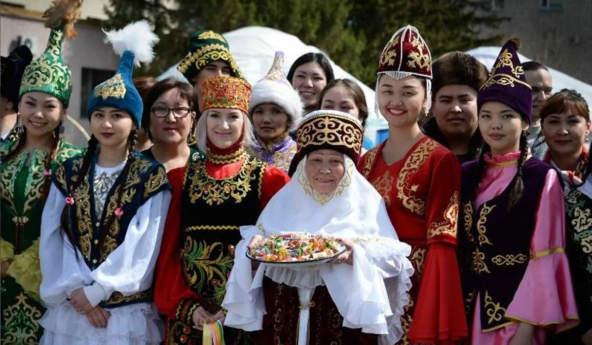 ҚХА мүшесі: Қазақ халқы салт-дәстүрі басқа елдерді бөтенсімей, өгейсітпей көкірегіне басты