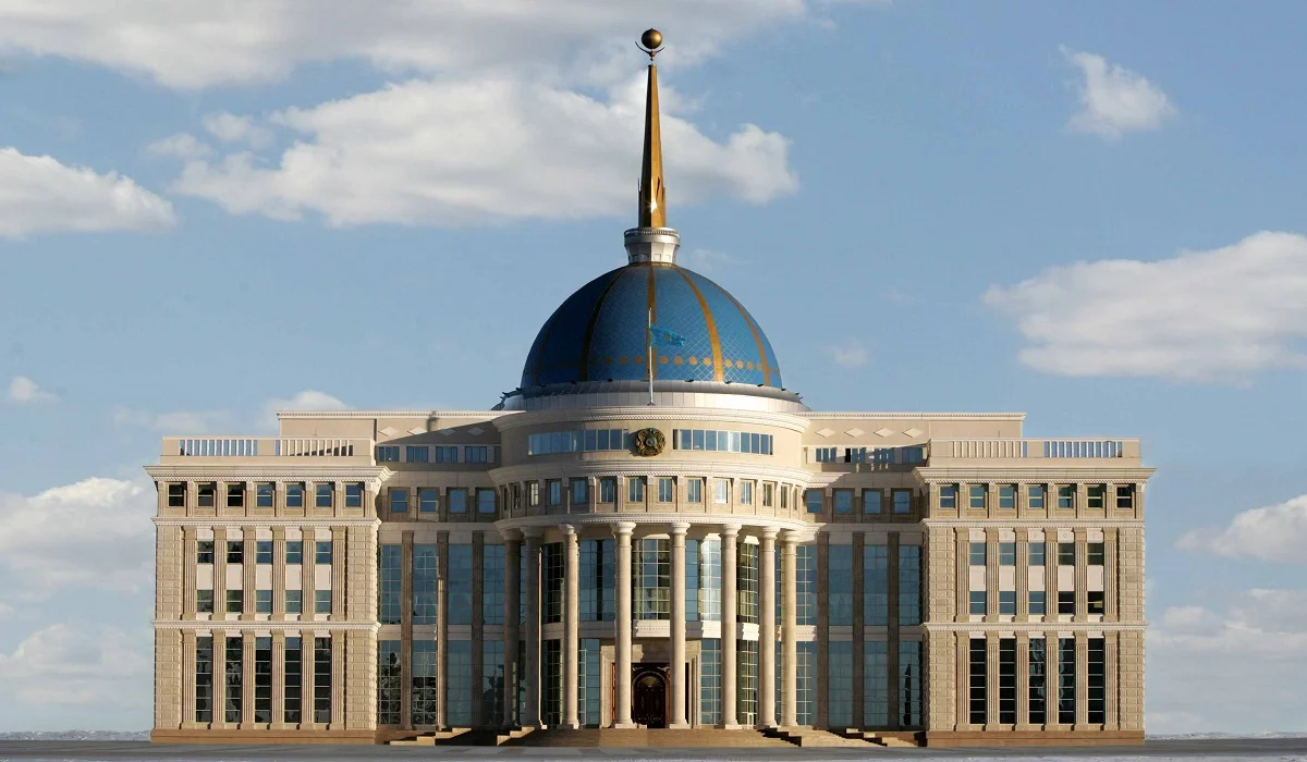 Тоқаев Ресей және Қытай елшілерін қабылдады