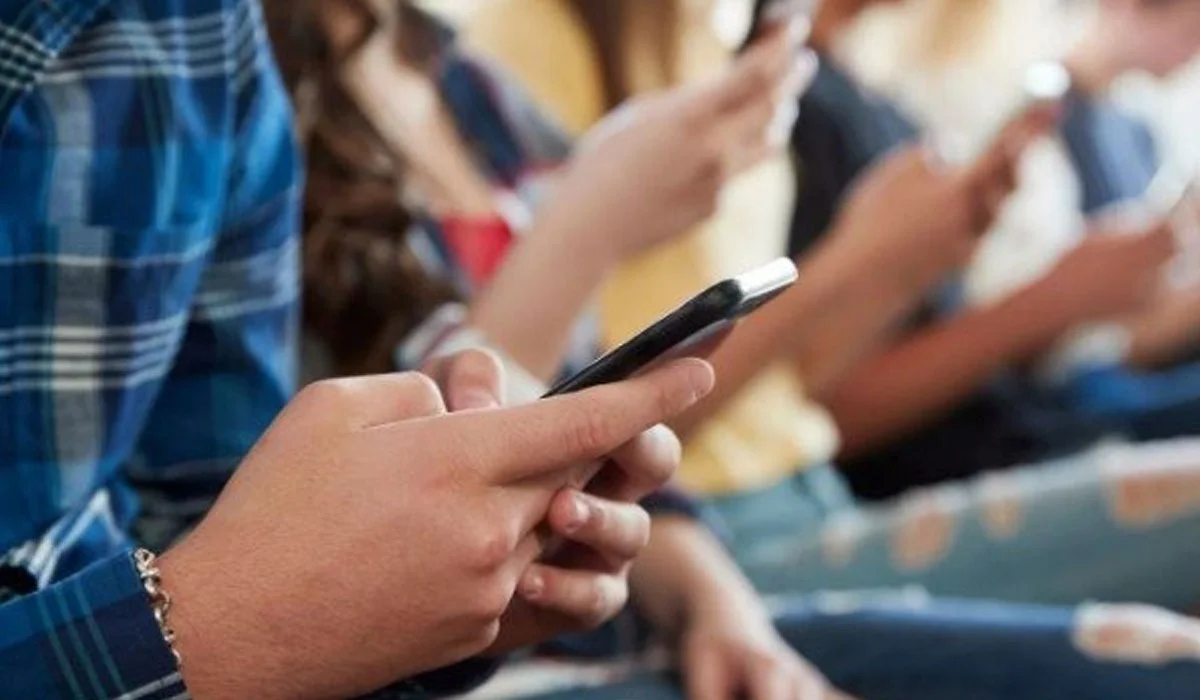 Колледж студенттері әскери борыш мерзімін SMS арқылы кейінге қалдыра алады