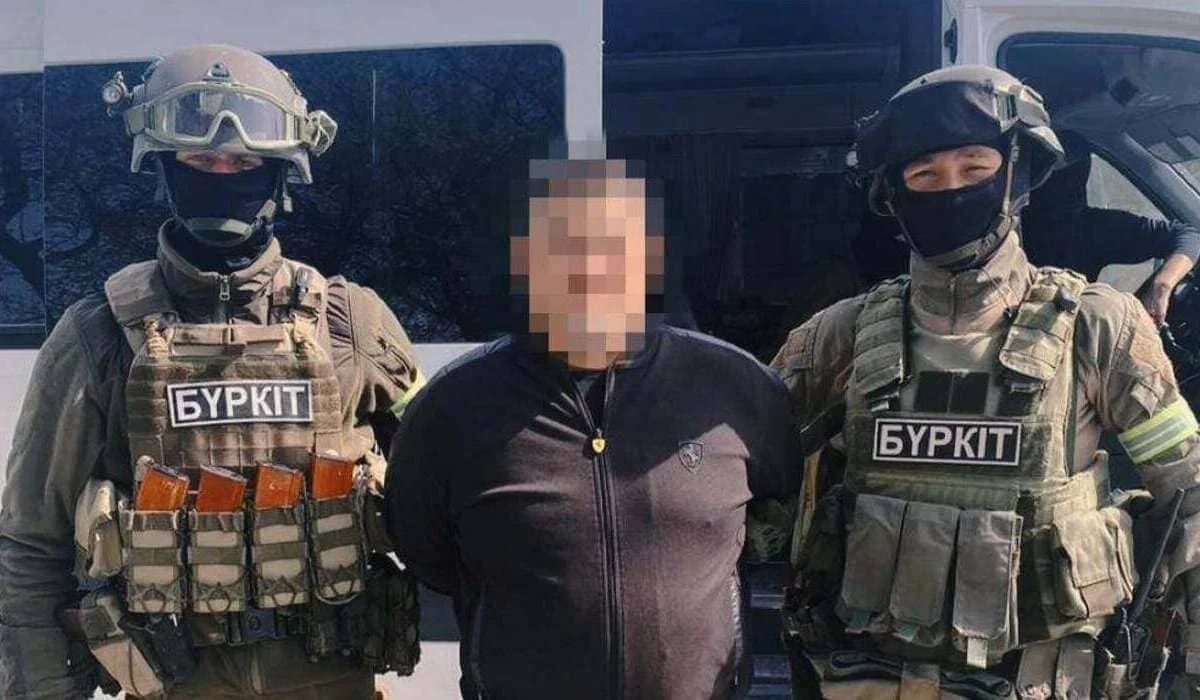 «Жастарды тәрбиелеген»: Таразда қылмыстық топ жетекшісі блогер болып жасырынып жүрген