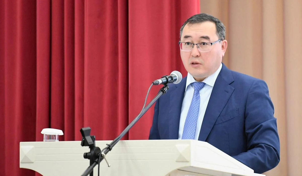 «Көпбалалы отбасыларға үй берілмеген»: Алматы облысының әкімі аудан басшыларын сынға алды