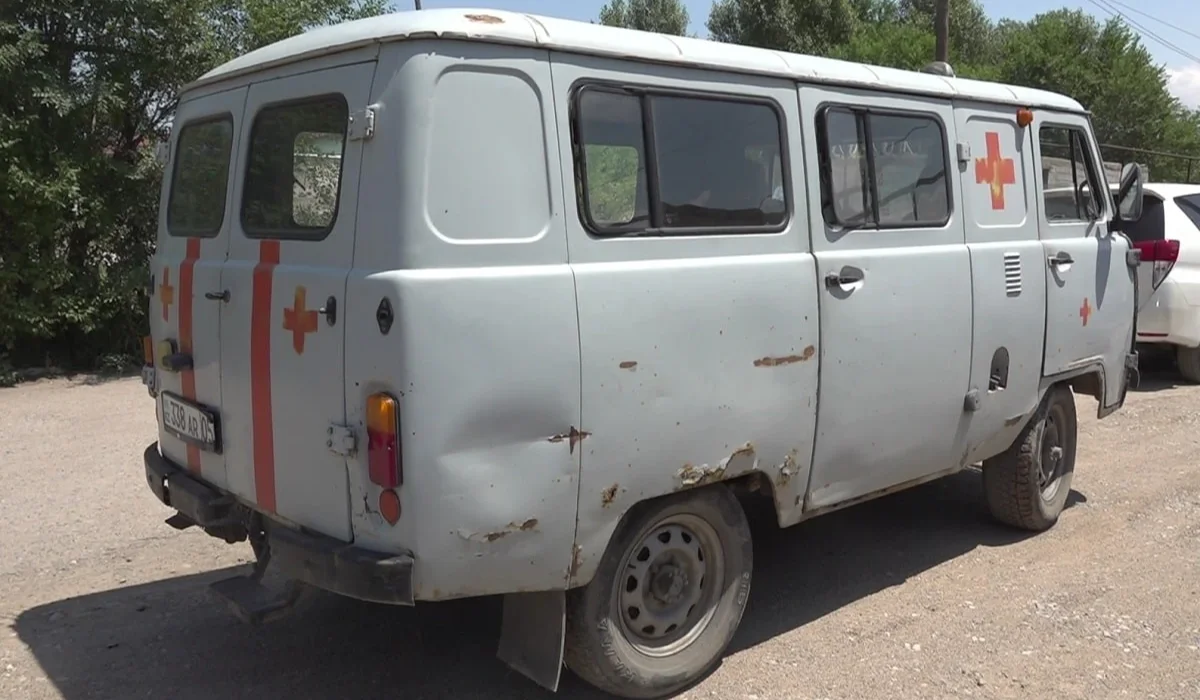 Алматы облысының тұрғындары емханадағы көлік тапшылығына наразы