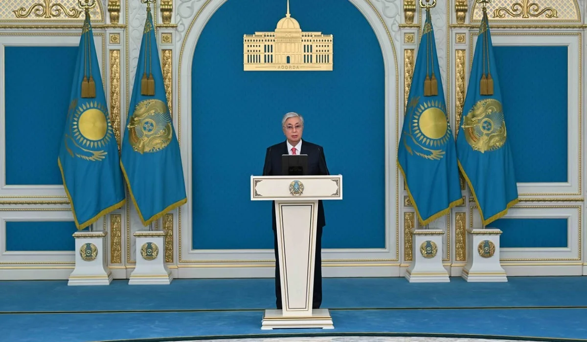 Халық пен билік арасындағы алтын көпірге айналған журналистердің жауапкершілігі зор – Президент
