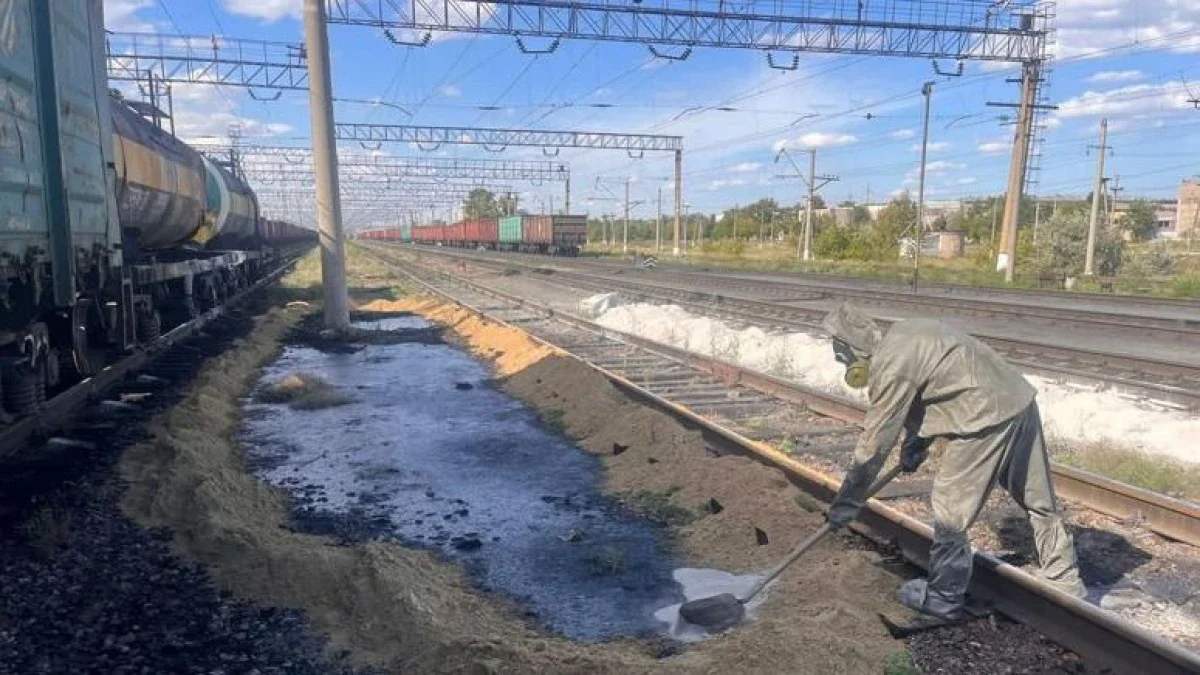 Екібастұзда күкірт қышқылының төгілуі: Экологтар ауа сапасына қатысты түсінік берді