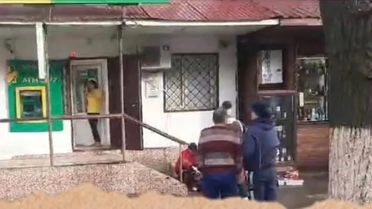 Оралда әйелдің басына кірпіш құлап көз жұмды