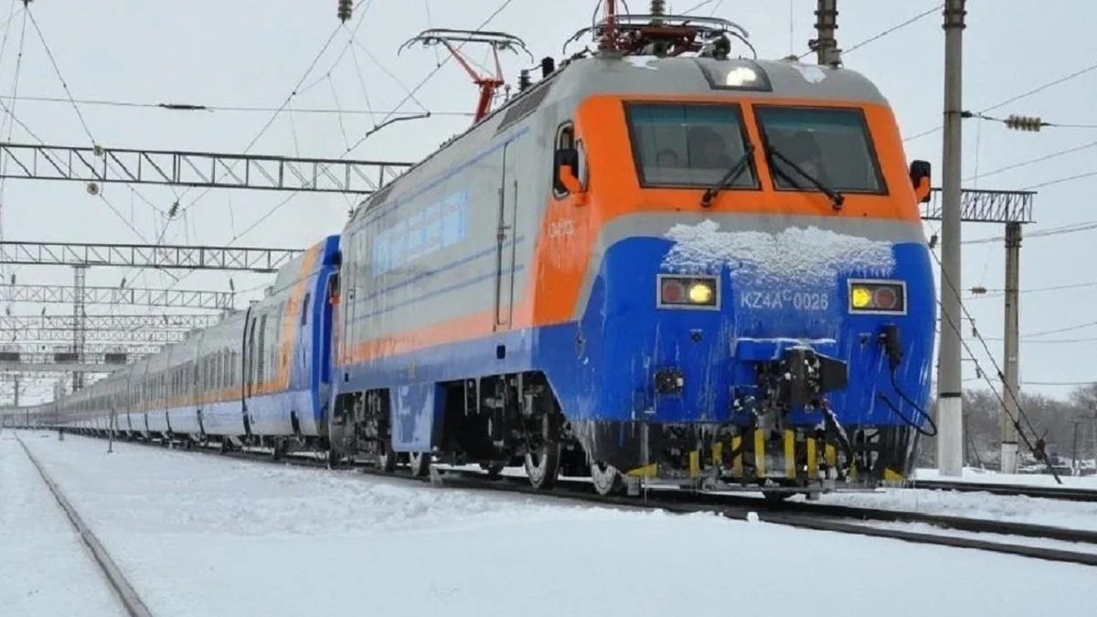 Бүгін еліміз бойынша жолаушы пойыздарының қозғалыс кестесі өзгерді