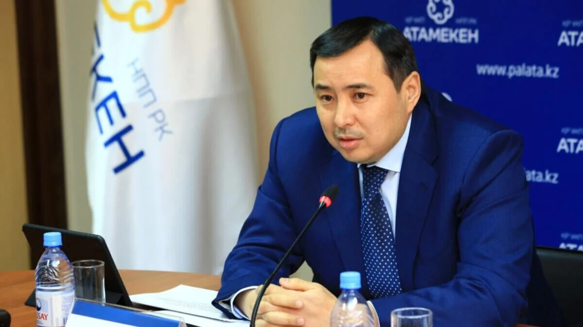 Мырзахметов ісі: Астанада басты сот талқылауы басталды