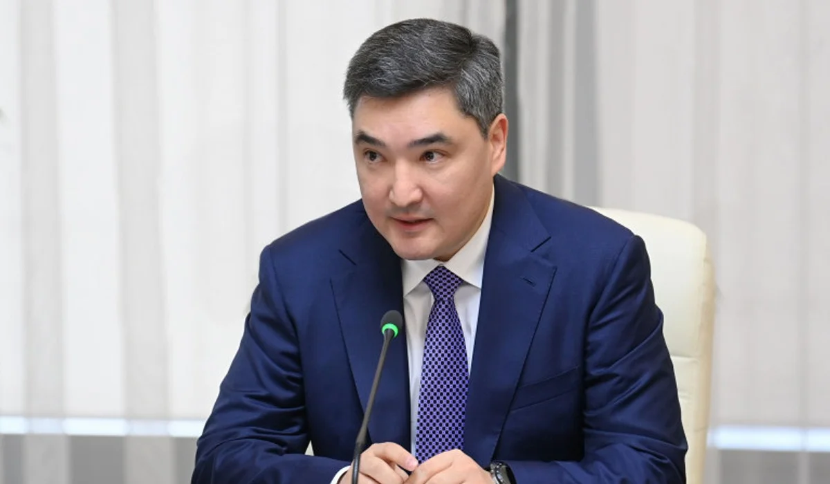 Олжас Бектеновтің кандидатурасын 3 партия қолдап, екі партия дауыс бермеді