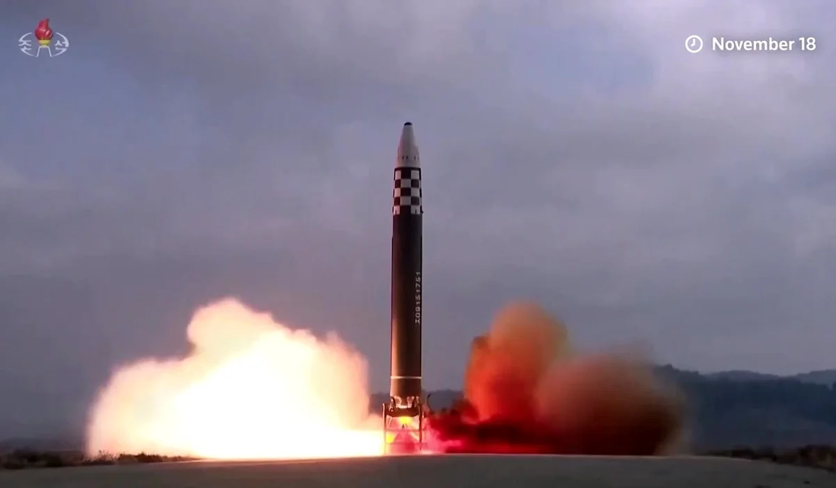 Солтүстік Корея Жапонияға қатарынан үш баллистикалық зымыран ұшырды