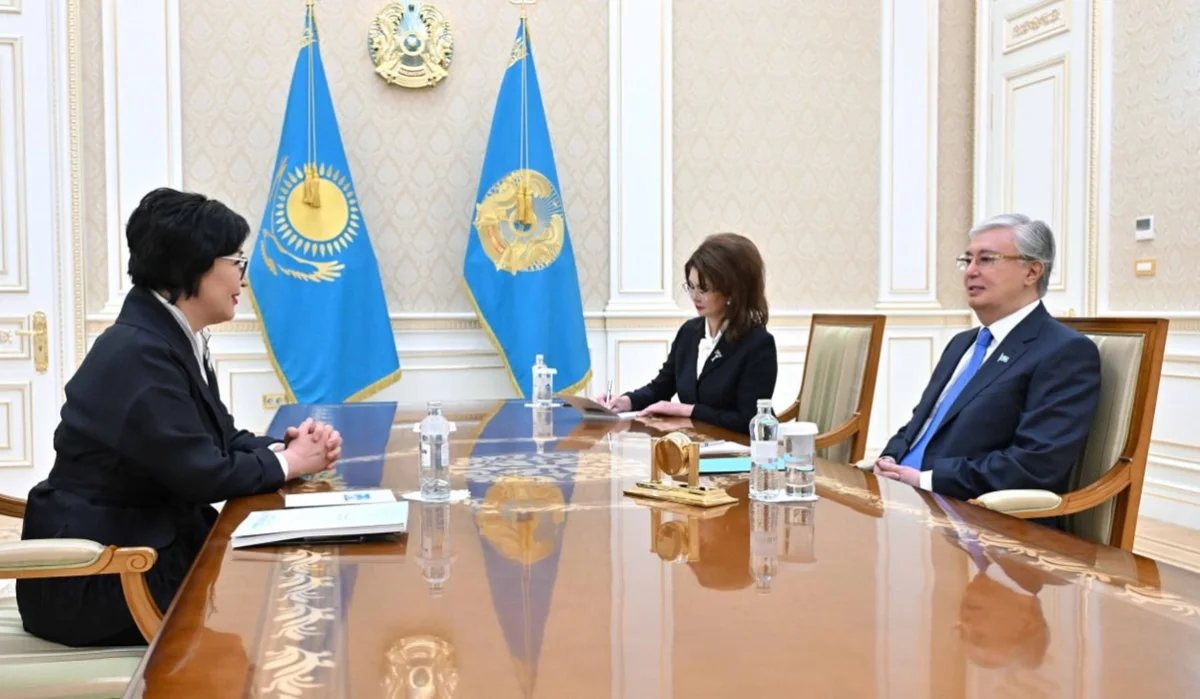 Президент Қазақстанның халық әртісі Жәния Әубәкірованы қабылдады