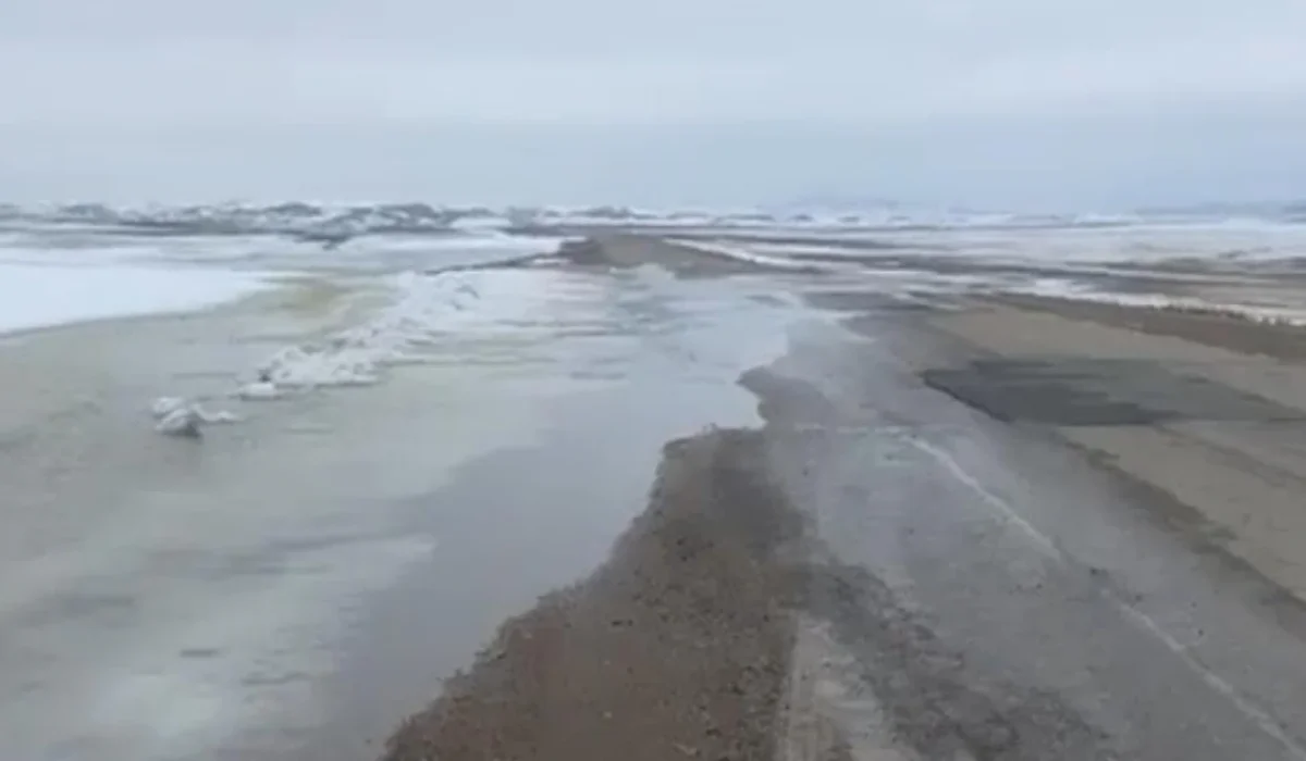 Абай облысында еріген сулар тасып жатыр