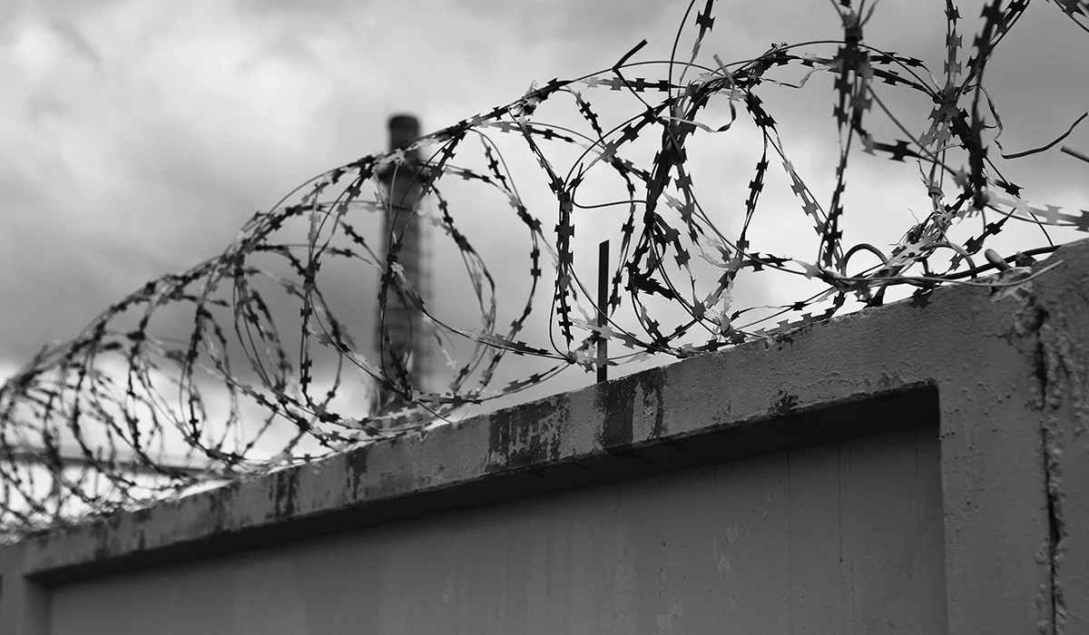 Су тасқынына байланысты Орал түрмесіндегі сотталғандар эвакуацияланып жатыр