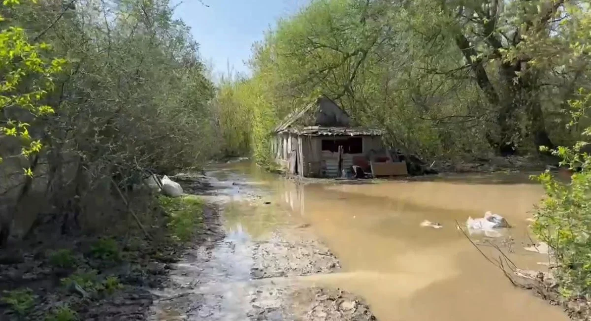 БҚО-дағы су тасқыны: жағдайды ретке келтіру үшін қосымша күштер жіберілді