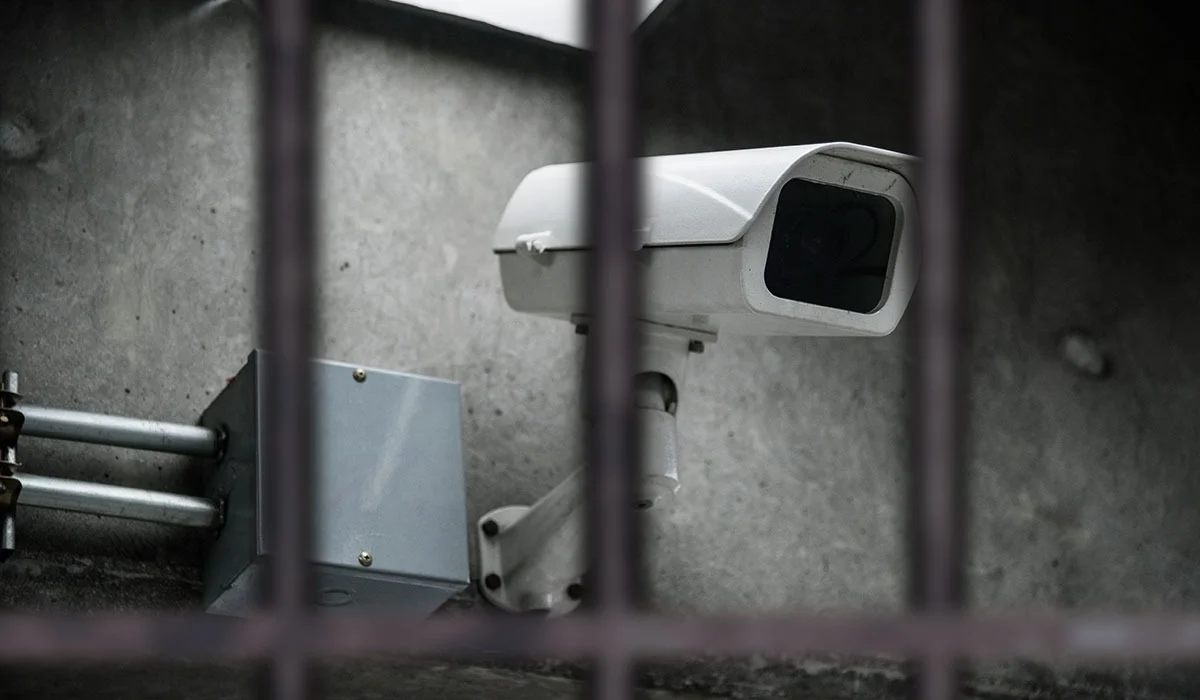 Енді түрмедегі камераларды қасақана сындырғандар 7 жылға сотталады
