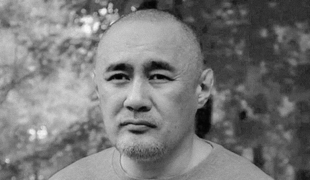 Журналист Айдос Садықов Киевте көз жұмды