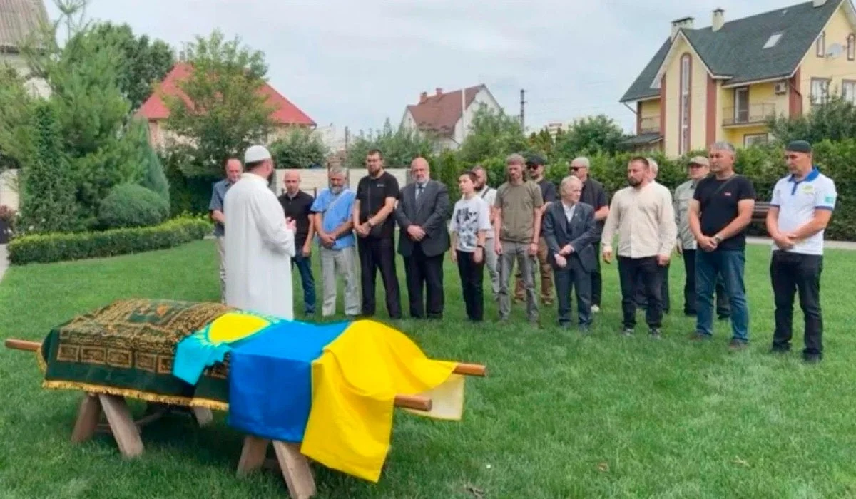 Киевте Айдос Садықовтың жерлеу рәсімі өтті
