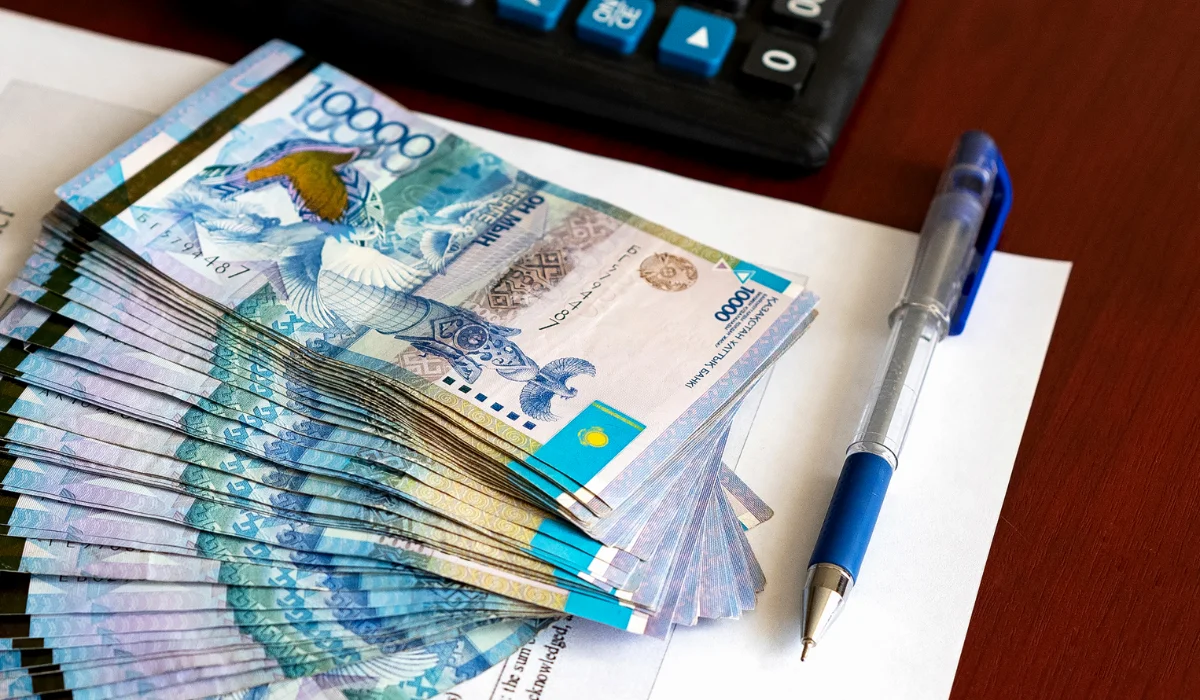 БҚО прокуратурасы 800 мың теңгеге былғарыдан жасалған сырт киімге тапсырыс берген