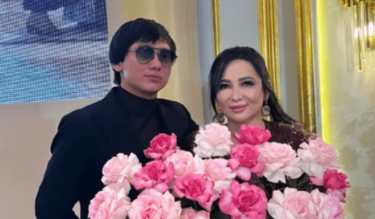 «Сен оны аяғаныңмен, ол сені аямайды»: Қайрат Нұртастың анасы келіндерінің кемшілігі туралы айтты
