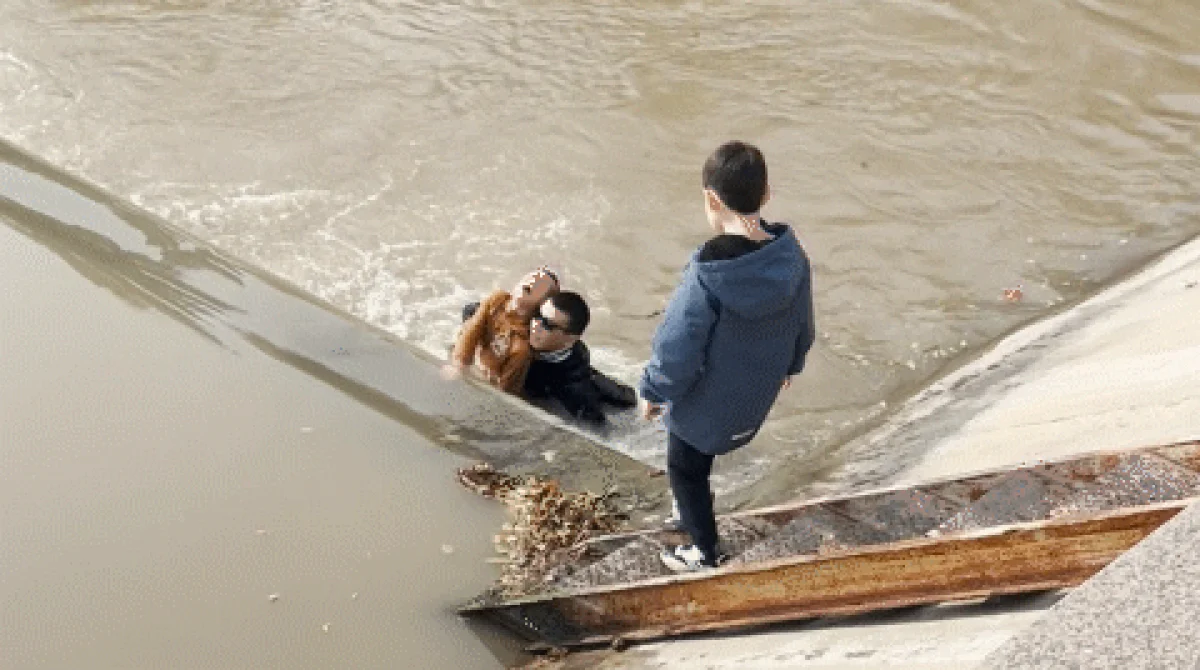 Студенттердің порно суреттері