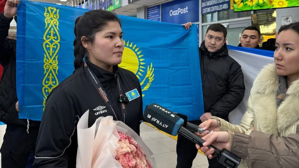 Индонезиядағы жеңіс: атыраулық полицей ару ММА-дан әлем чемпионы атанды