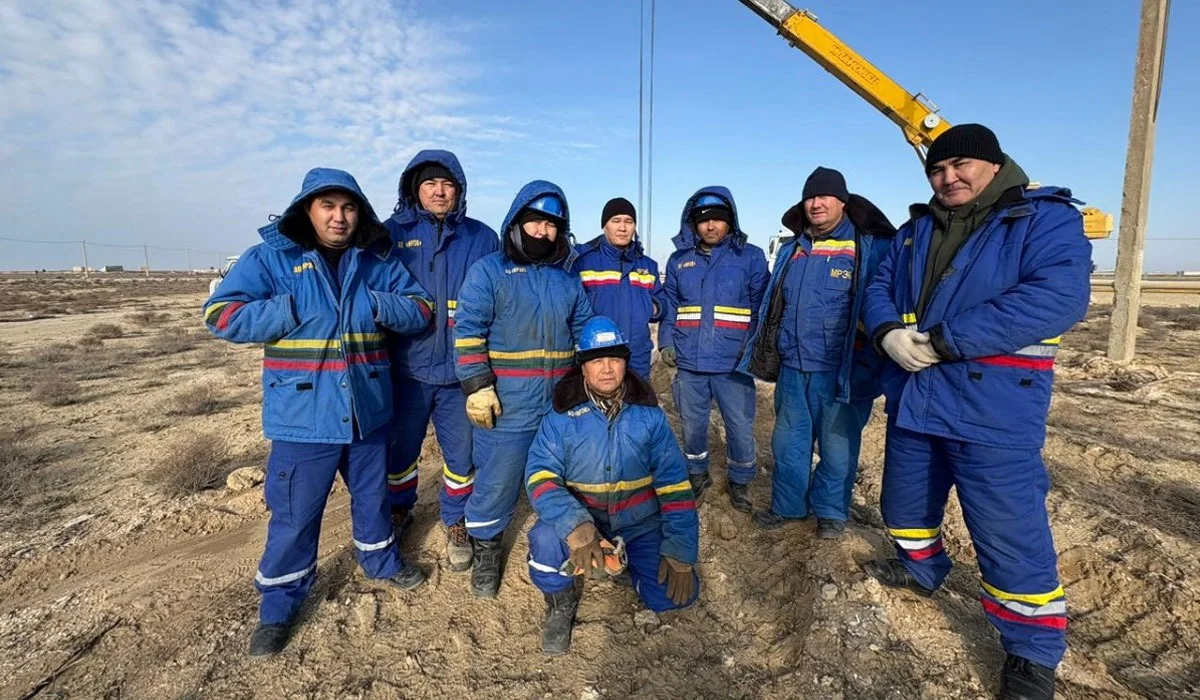 Ақтауда құлап түскен ұшаққа ең бірінші қарапайым жұмысшылар жетіп, 15-ке жуық адамды құтқарып алған