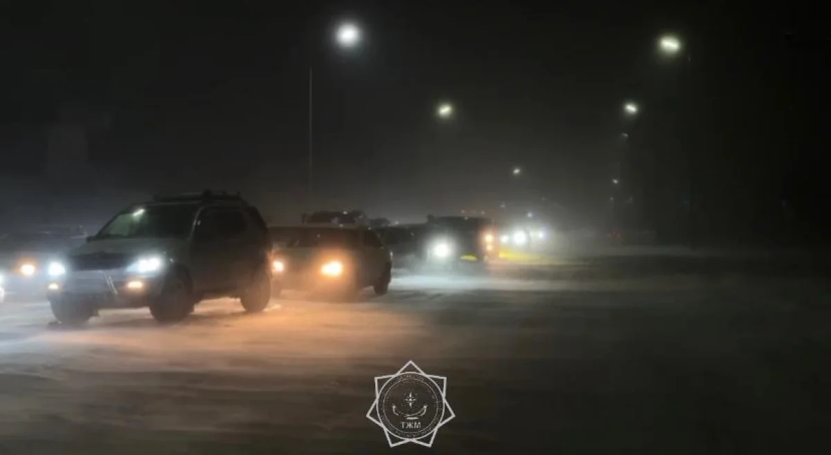 Ұлытау облысында 1200-ден астам көлік кептелісте қалды (ВИДЕО)