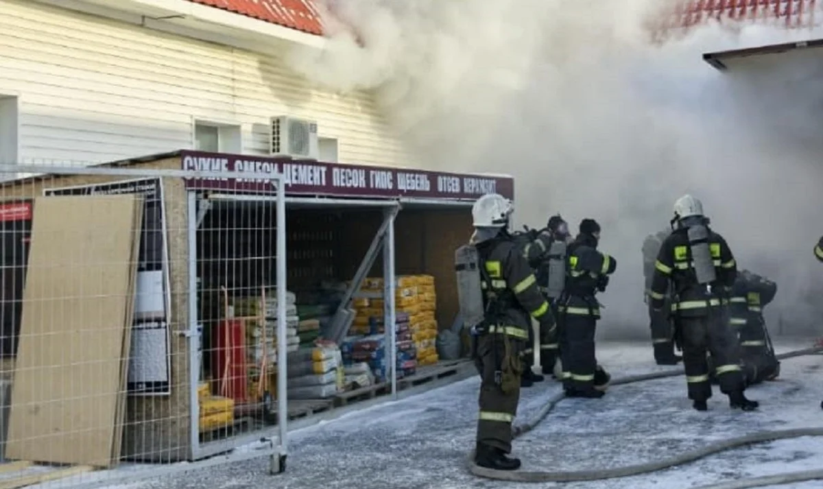 Павлодарда құрылыс дүкенінде болған алапаттан өрттен қарт кісі тірідей жанып кетті (ВИДЕО)