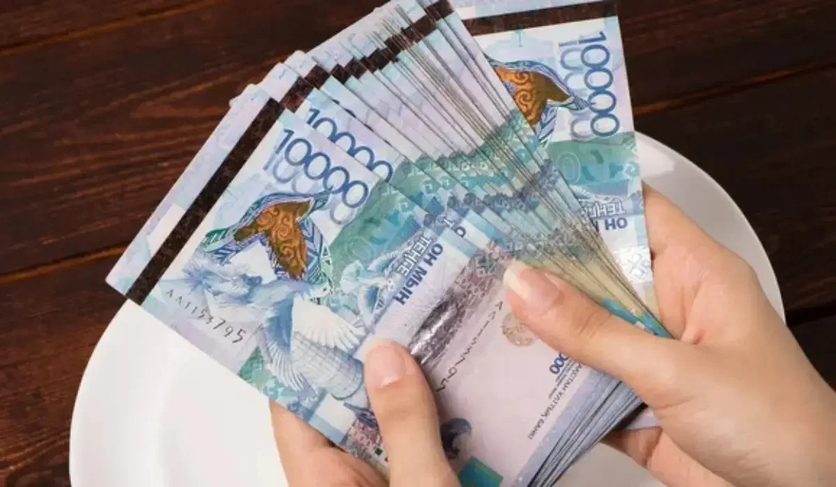 Қызылорда облысында білім беру орталығының бухгалтері мұғалімдердің жалақысын өзіне аударып алған