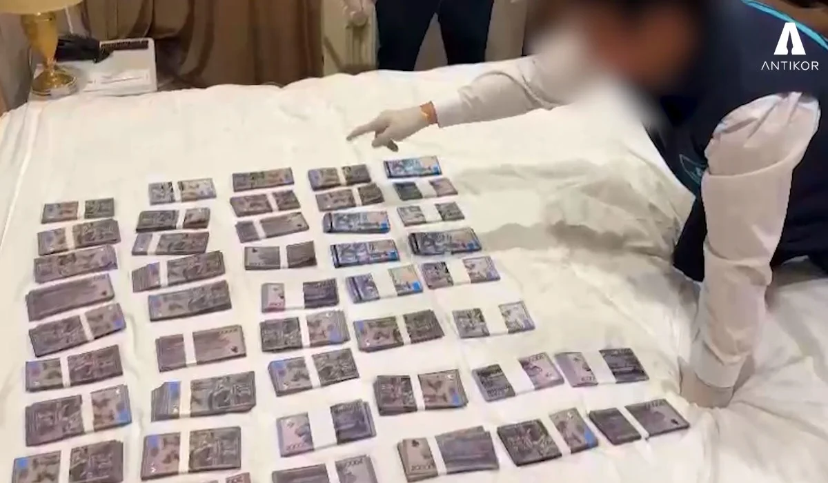 «Алматы Су» кәсіпорнының лауазымды қызметкері 75 млн теңге жымқырмақ болғаны үшін сотталды